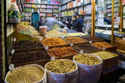 آجیل رنگ شده را به چه صورت تشخیص دهیم