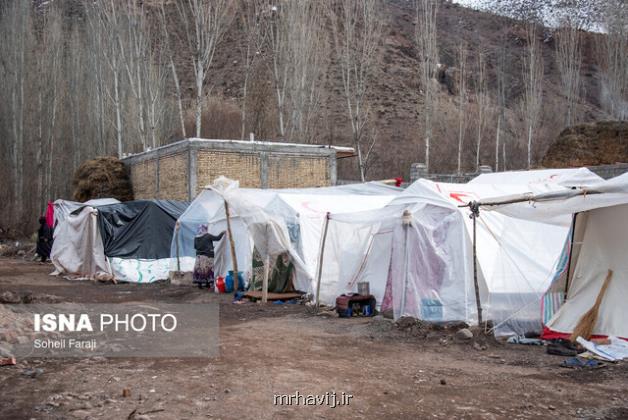 ارسال محموله چادرهای اقامتی توسط وزارت بهداشت به مناطق زلزله زده خوی