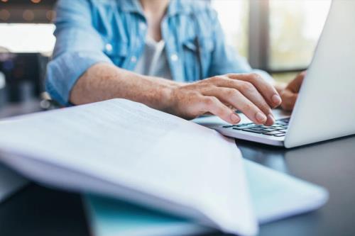 کاریابی در سایت استخدام حرفه ای باش